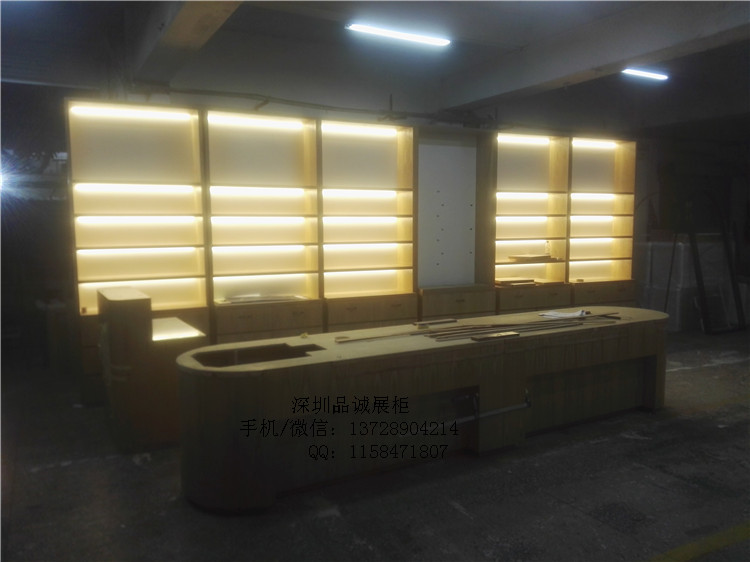 化妝品展柜圖片.jpg