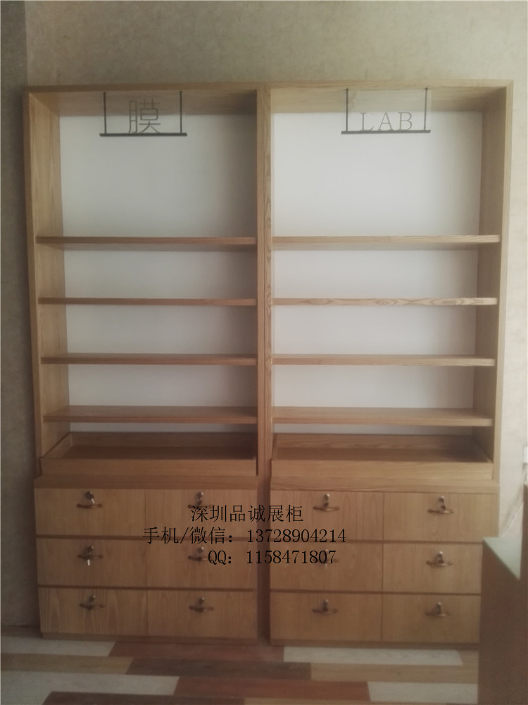 化妝品展柜制作.jpg