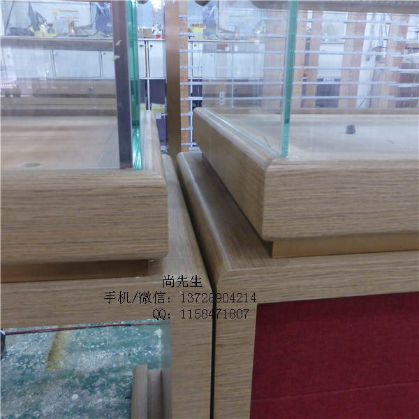 珠寶展柜制作細節展示.jpg