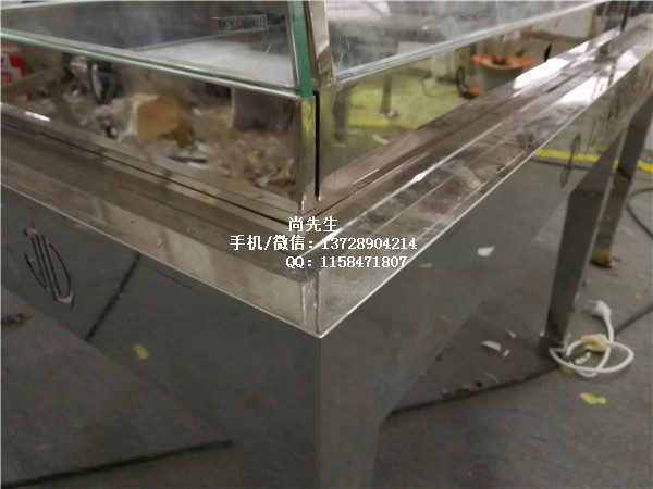 鏡面不銹鋼焊接細節.jpg